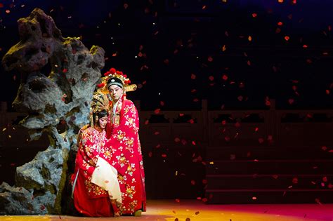 Colliding Traditions Keep Chinese Opera Alive And Well