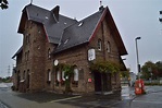 Empfangsgebäude des Bahnhof Meckenheim an der Strecke von Bonn nach ...