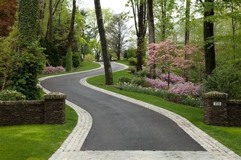 Long Driveway Landscaping Ideas Driveway Design Driveway Entrance