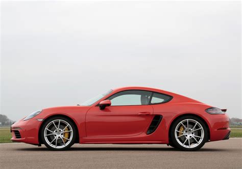 Porsche 718 Cayman S 982c Specs And Photos 2016 2017 2018 2019