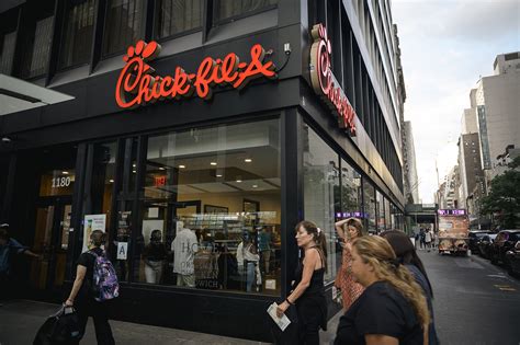 chick fil a opening 1st stand alone branch in nyc