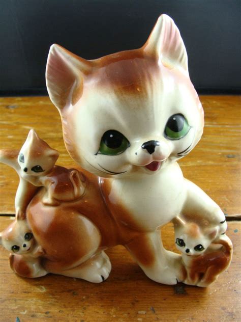 Adorable Vintage 1960s Figurine Of A Cat With Three Kittens Vintage