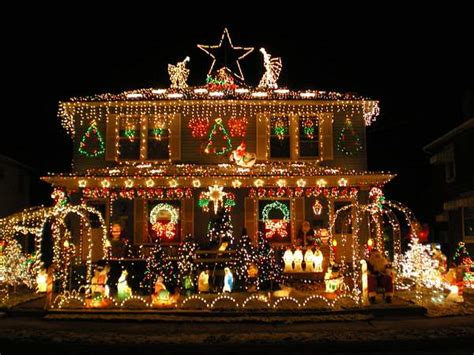 Is this home enchanting or what? Christmas Decoration Photos Pictures | Kids Online World Blog