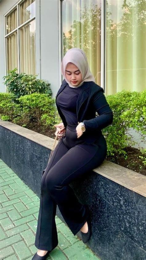 Pin Oleh Mark Zajdweber Di Beautiful Asian Women Gaya Hijab Wanita