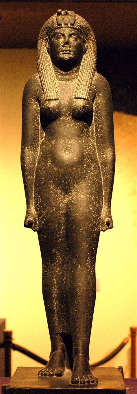 Statue Of Cleopatra Vii Source Museumsyndicate Egypt Egyptian Queen