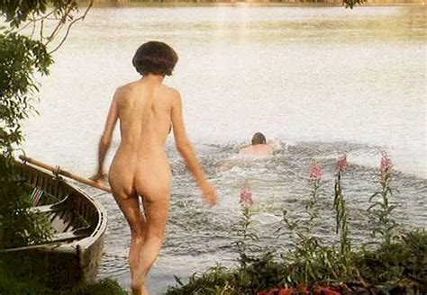 Nude Video Celebs Joanna Shimkus Nude Harriet Harper