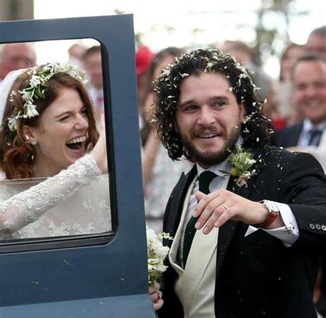 For starters, they fell in love on the set of game of thrones —which is a in may, harington revealed he and leslie are moving in together. Kit Harington und Rose Leslie haben geheiratet - WELT