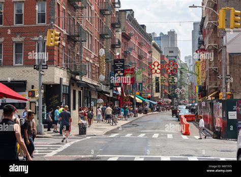 Mulberry Street New York Hi Res Stock Photography And Images Alamy