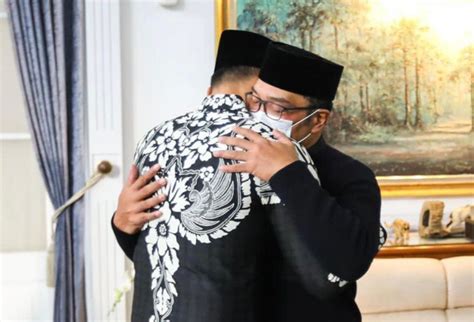 Momen Ahy Takziah Bertemu Ridwan Kamil Beri Doa Terbaik Untuk Eril Kami Tidak Mungkin Bisa
