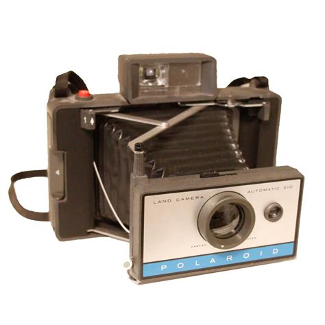Circa 1960 Polaroid 210 Land Camera Ebth