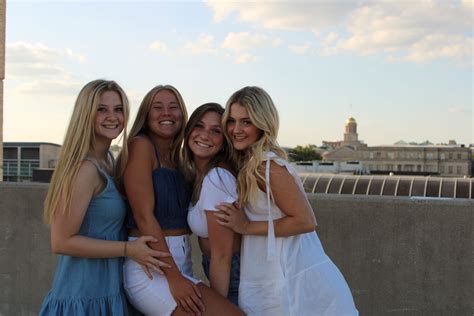 Home Alpha Xi Delta At University Of Iowa