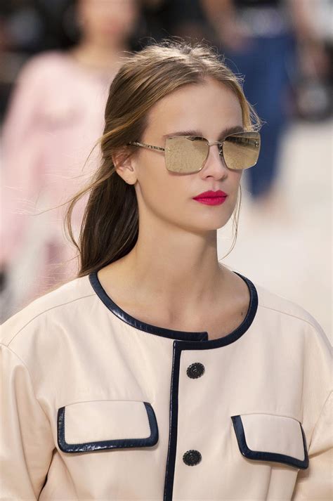 Las marcas han sacado muchos modelos. Gafas de sol mujer primavera verano 2019, gafas de marca, gafas baratas.