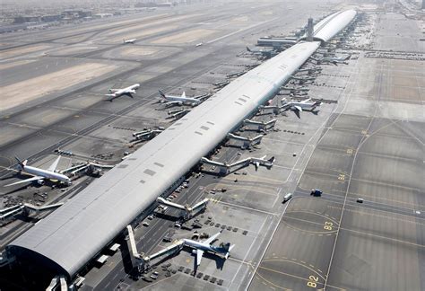 12 Amazing Aerial Views Of Airports Aerial View Dubai International