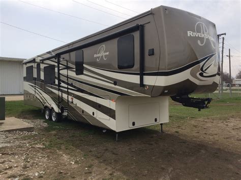 Riverstone Legacy 38mb Fifth Wheels By Forest River Build And Price
