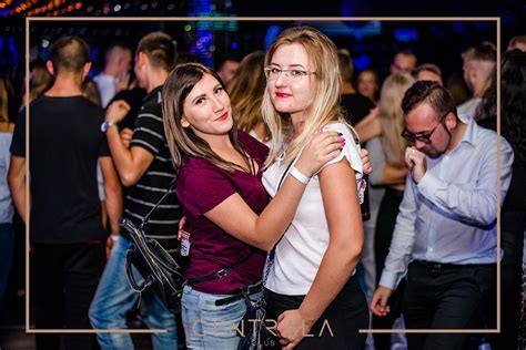 Piękne dziewczyny na imprezie w klubie Centrala zdjęcia Głos Pomorza
