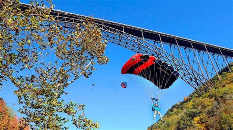 Wheelchair Parachutist Making Another Jump Off West Virginias 876 Foot