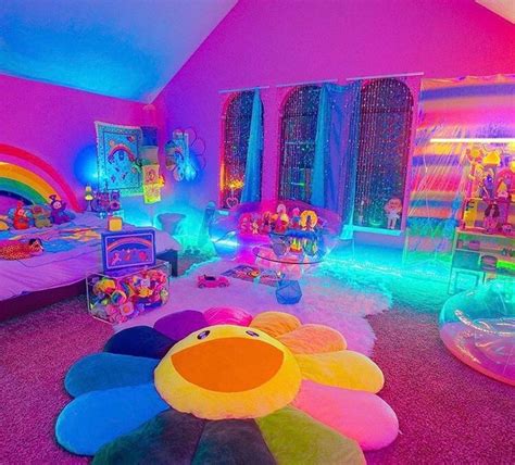Pin By Lizardmoments On Childish Chill Room Indie Room Decor Neon Room