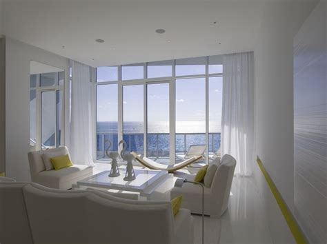 Living Room In Miami Fl By Jennifer Post Design Inc Interior Design