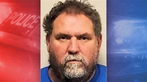 kentucky man charged with posing as officer attacking woman wnky news 40 television