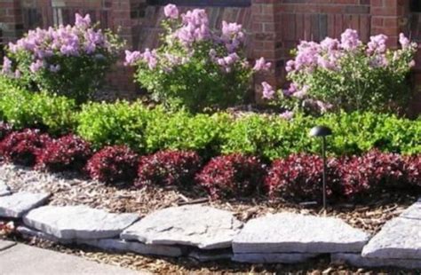 60 Beuatiful Colorful Landscaping Ideas With Low Maintenance Flower
