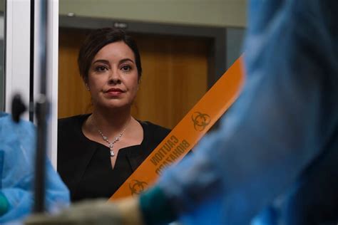 Audrey lim fights for her life. The Good Doctor Season 2 Episode 11 Photos: "Quarantine ...