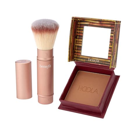 Benefit Cosmetics Hoola Bronzer And Multitasking Brush 2 Piece Set