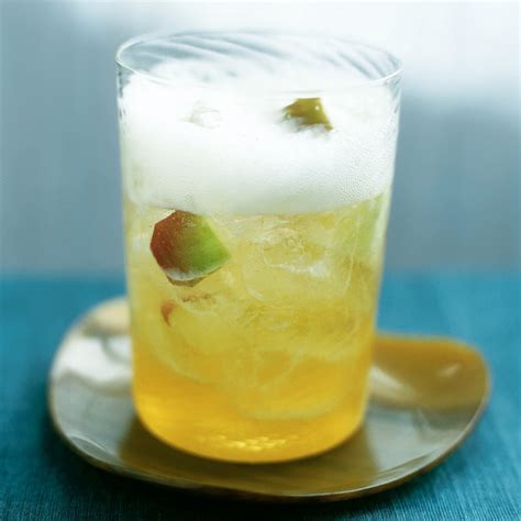 Sparkling Apple Cocktail Recipe