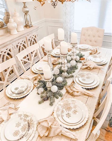 10 Elegant Christmas Table Decor