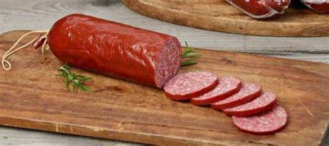 Smoked sausage may rock your taste buds on the grill, but if you pitch in a few more ingredients, you can transition this savory flavor of summer into a few dishes that will have you coming back for more. Beef Summer Sausage | Smoked Sausages | Wisconsin River Meats