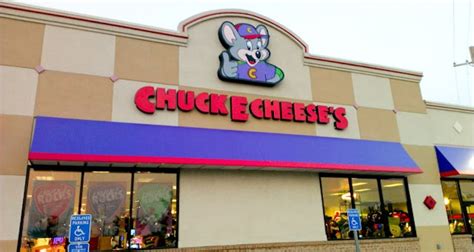 The Best Lines From The Chuck E Cheese Employee Reddit Ama First We