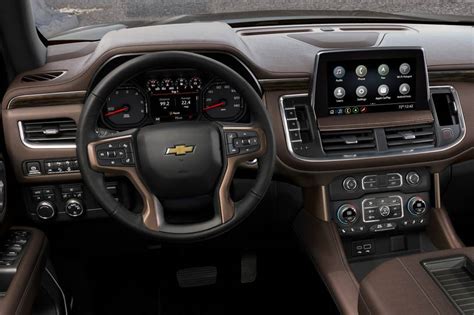 2023 Chevrolet Suburban Interior Pictures