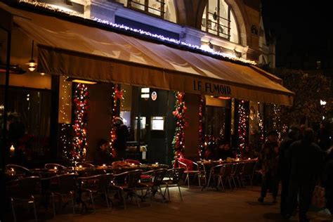 See reviews and photos of bars & clubs in paris, france on tripadvisor. Worth The Buzz: Top Five Wine Bars In Paris, France ...