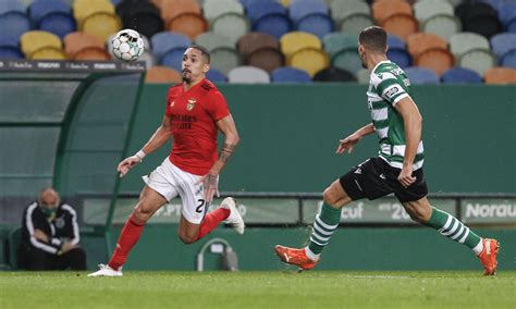 Página oficial do sport lisboa e benfica | sl benfica's official. Benfica Gilberto Jogo Sporting Liga NOS - SL Benfica