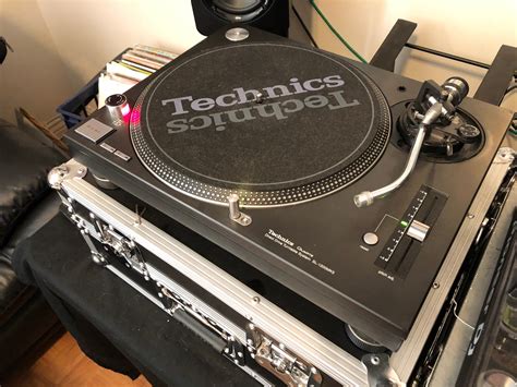 Technics Sl 1200 Mk5 Pair Black Excellent Condition