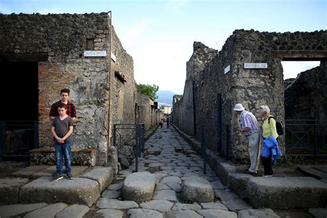 Los Muertos De Pompeya Contradicen La Tradición Sobre La Fecha De La
