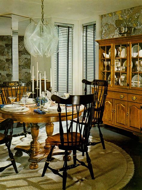 Early American Dining Room Sets Curtiskinyon