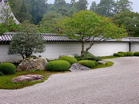 The japanese rock garden or dry landscape garden, often called a zen garden, creates a miniature stylized landscape through carefully composed arrangements of rocks, water features, moss, pruned trees and bushes, and uses gravel or sand that is raked to represent ripples in water.a zen garden is usually relatively small, surrounded by a wall, and is usually meant to be seen while seated. Ideas for Your Garden: Special Landscape Designs | Jamie Sarner