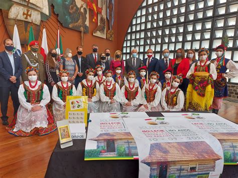 As Consulado Geral Da República Da Polônia Em Curitiba