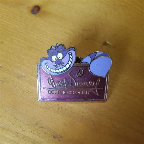 Walt Disney Collectors Society Pin The Cheshire Cat Alice In Wonderland