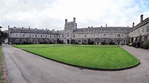 Top 10 Best Universities in Ireland - Discover Walks Blog