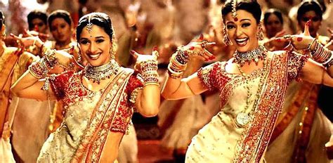10 Best Dances Of Aishwarya Rai Bachchan Desiblitz