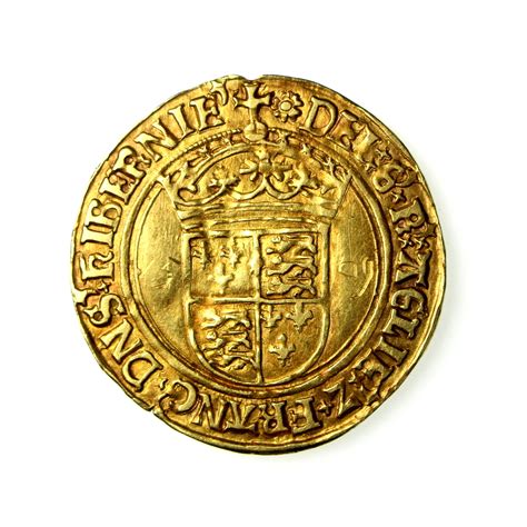 Equipped with 6 basketball courts or 8 volleyball courts, 500,000 people come through the doors annually. Henry VIII Gold Crown of the Double Rose 1509-1547AD : Silbury Coins