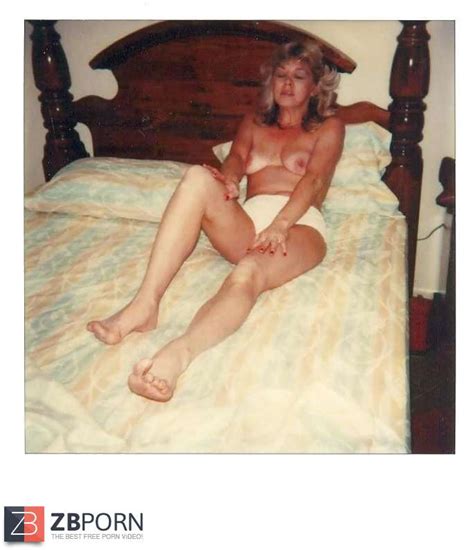 Even More Wives Posing In Polaroid Zb Porn