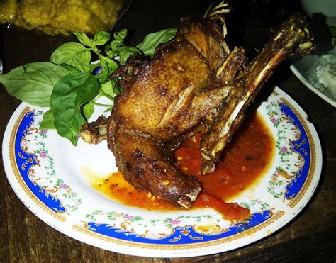 Di indonesia sendiri, mangga dapat tumbuh di beberapa daerah dan telah menyebar ke seluruh nusantara. 4 Rekomendasi Bebek Goreng di Bandung yang Super Enak dan ...