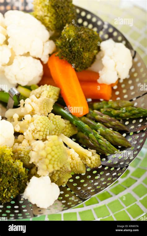 Steamed Vegetables Stock Photo Alamy