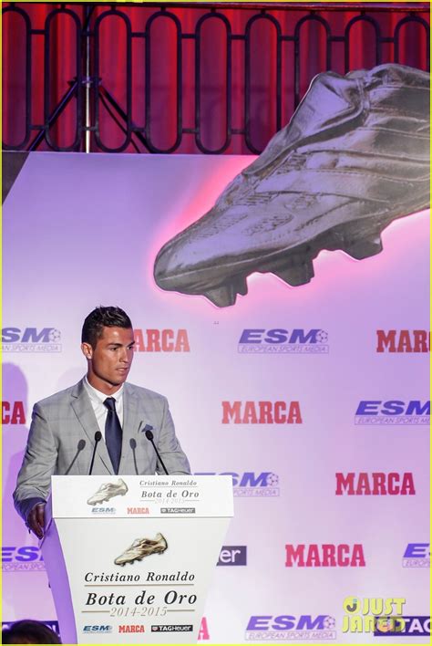 Cristiano Ronaldo Wins Record Fourth Golden Boot Award Photo 3482941