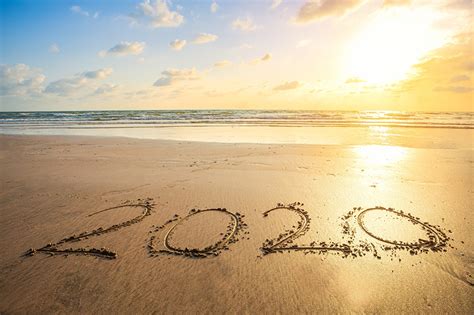 2020 (mmxx) was a leap year starting on wednesday of the gregorian calendar, the 2020th year of the common era (ce) and anno domini (ad) designations, the 20th year of the 3rd millennium. Vacances d'été 2020