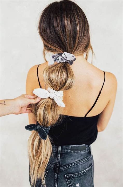 15 Scrunchie Hairstyles How To Wear A Scrunchie Scrunchie Ponytail