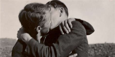 Душероздираючий лист солдата гея часів Другої світової війни Hornet The Queer Social Network