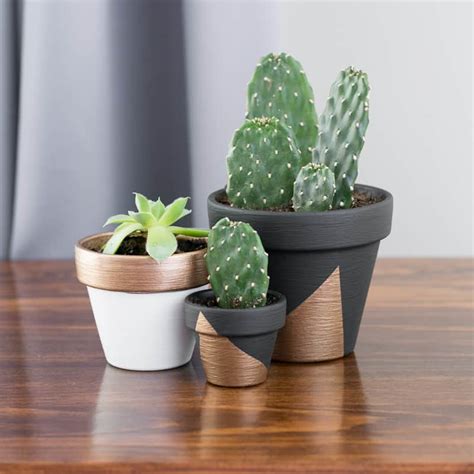 Unfortunately consumerism and globalization has made us forget the importance of green in our lives and their role in the survival of our planet. 25 flower pot crafts
